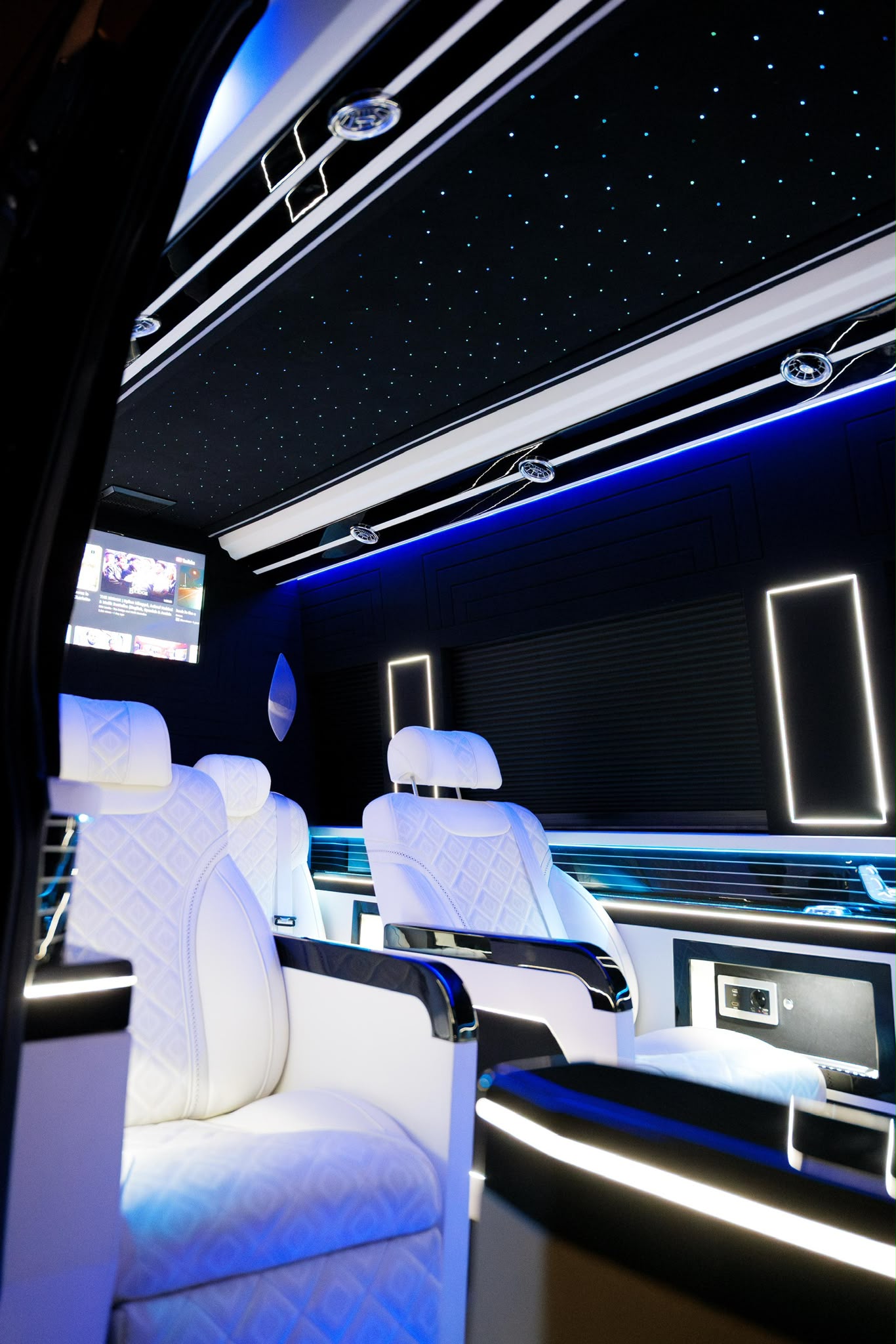 Van VIP Mercedes Classe V et Sprinter VIP aménagé avec chauffeur